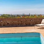 펜션 Stunning In *